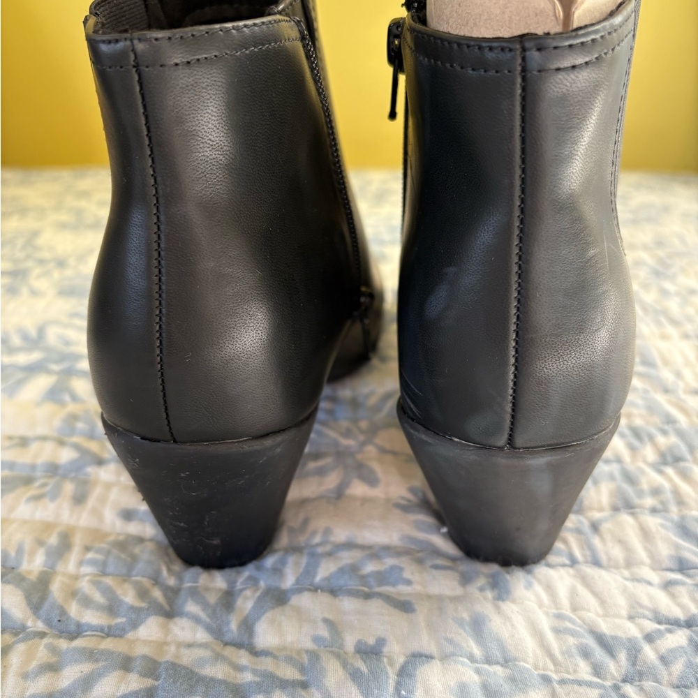 Women’s Easy Spirit Black Ankle Boots Size 7 - Picture 2 of 8